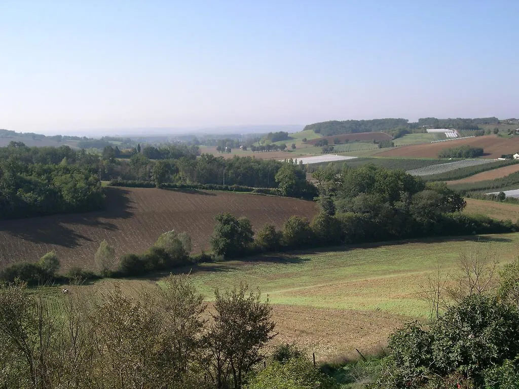 Gites Et Cuisine D'Antan Saint-Vincent-l'Espinasse Maison d'hôtes